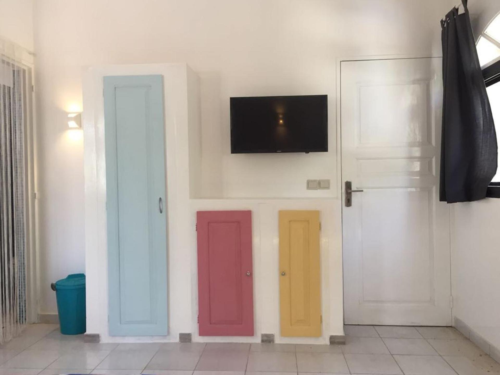 Studio Lipstick Saly Portudal Bagian luar foto